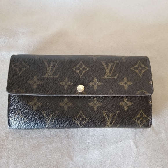 💲💲 <<SOLD>>> 💲💲Limited Edition Louis Vuitton - Picture 1 of 8